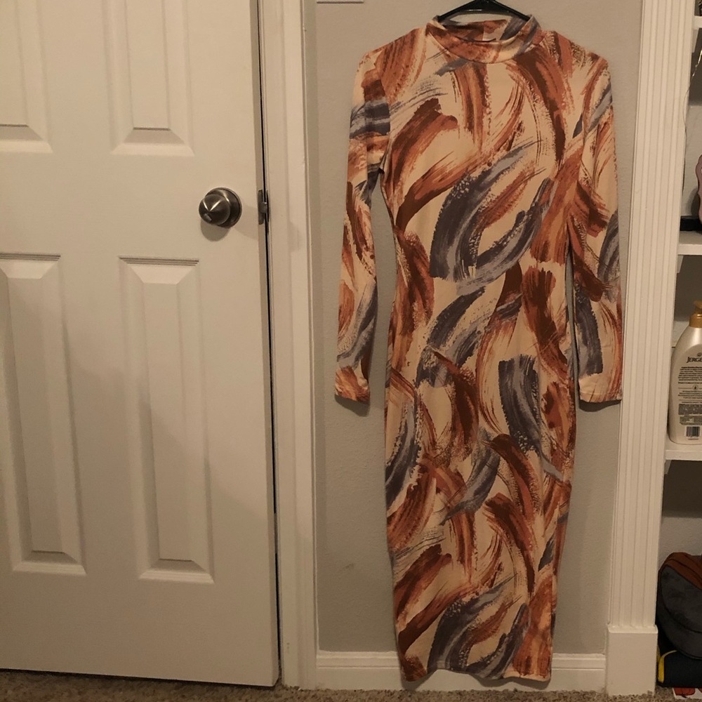 Work of Art Midi Dress